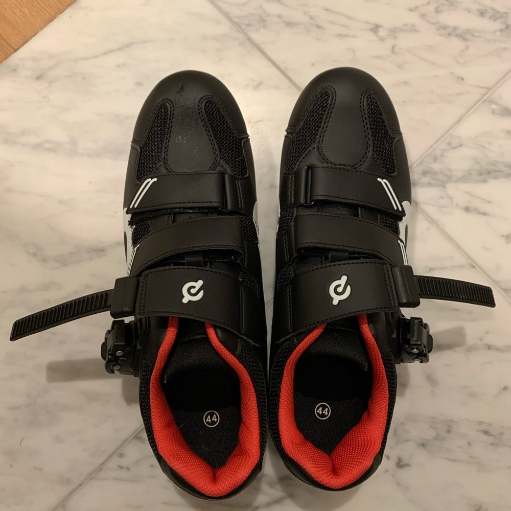 Peloton spin shoes